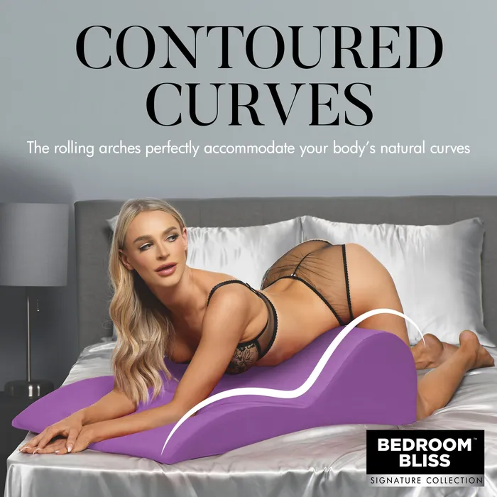 Contoured Love Cushion Bedroom Bliss Vibrators
