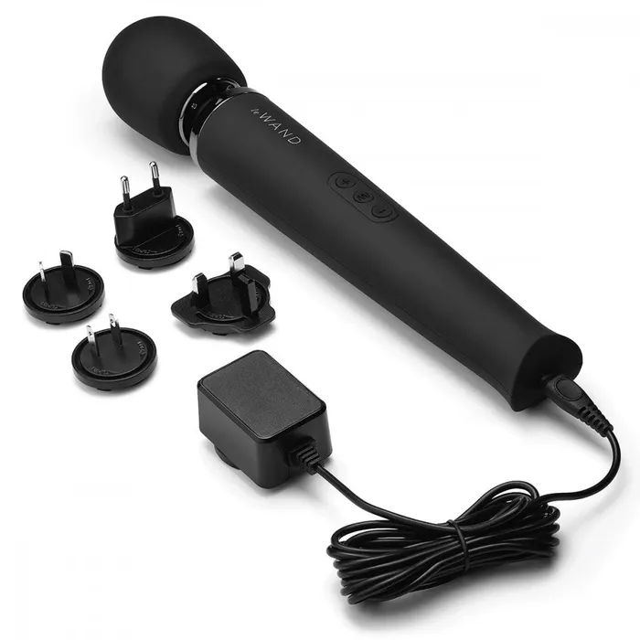 Le Wand Massager Black Rechargeable Entrenue Vibrators
