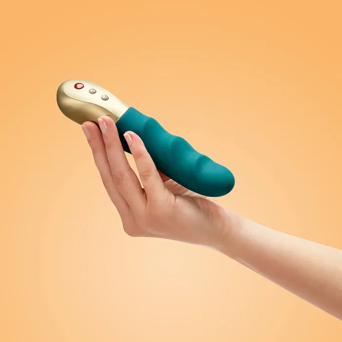 NEW Stronic Petite ThrustingPulsating Pastel Lilac Vibrator Entrenue Vibrators